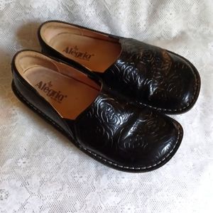 Alegria “Deb” Black Floral Embossed